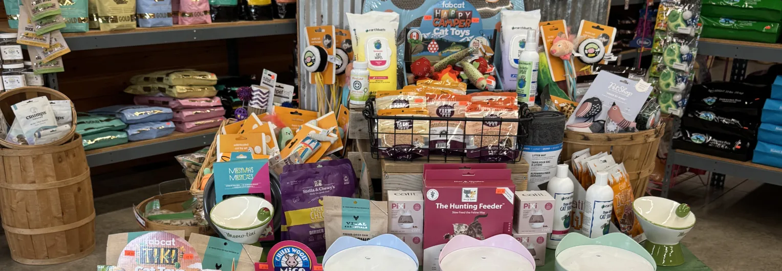 Feed & Seed Station